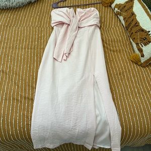 Light pink strapless linen dress